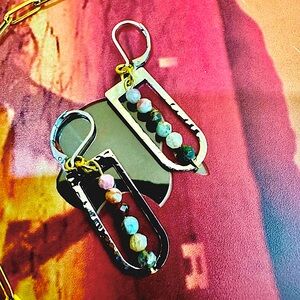 Handcrafted beaded earrings on silver plated hammered arches❣️